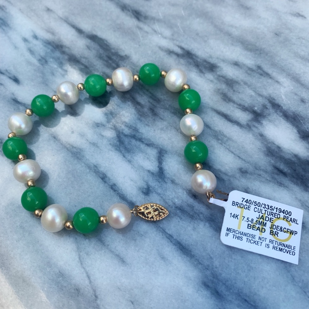 Jade/pearl/gold bracelet